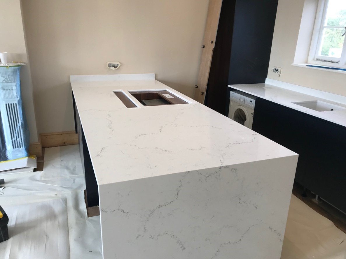 Unistone Carrara Venatino composiet keukenblad (gepolijst) Composiet