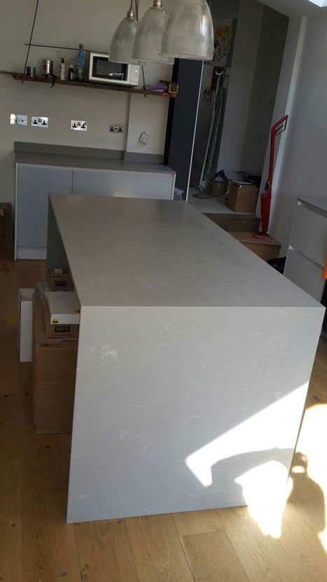 Unistone Grey Savoye kwartscomposiet keukenblad Composiet