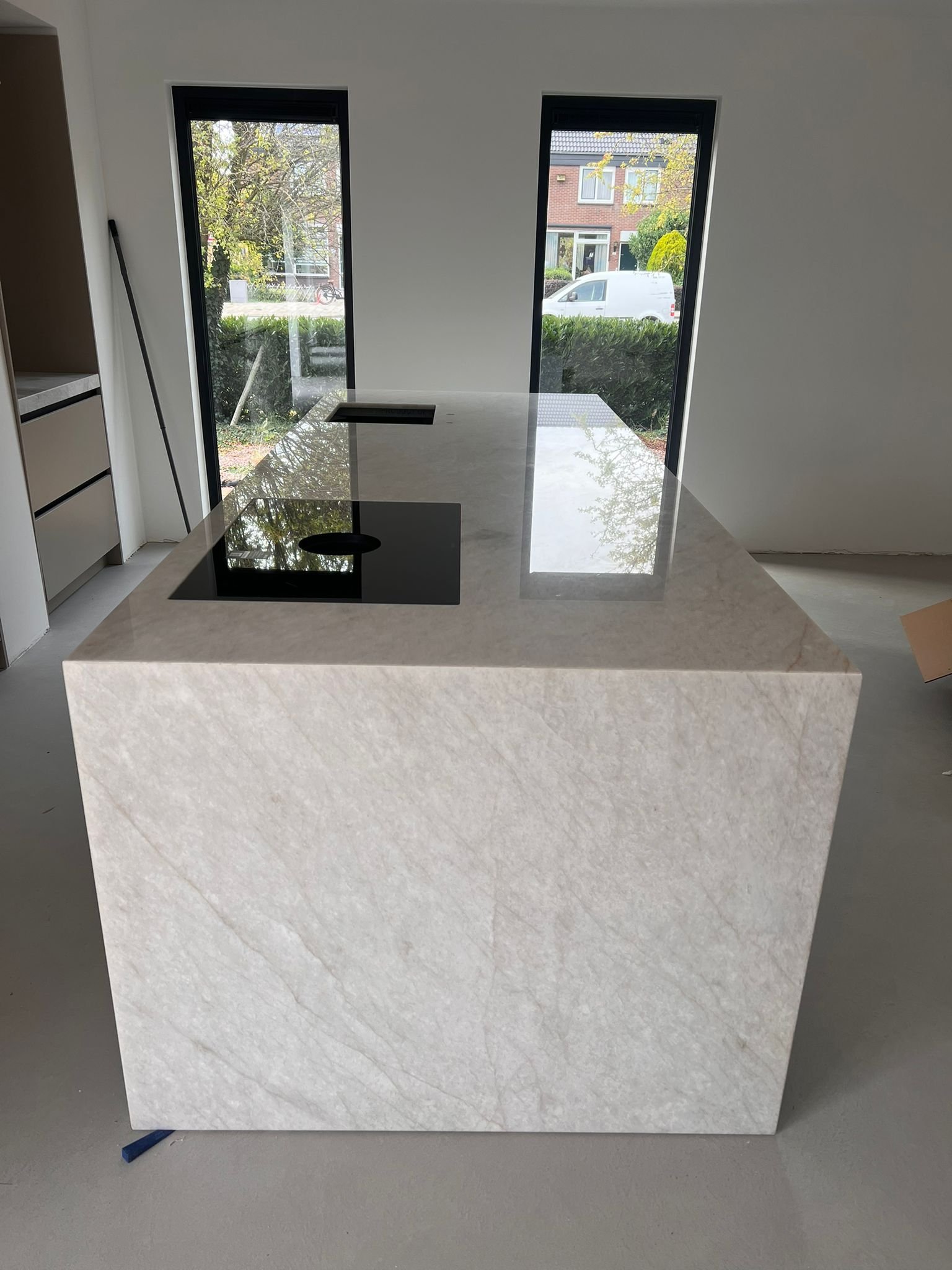 Cristaalo White Gepolijst Kwartsiet